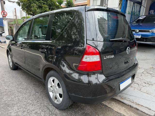 LIVINA S 1.6 FLEX - 2010/2011 - PRETA 8