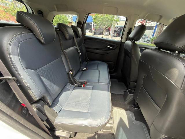 SPIN PREMIER 1.8 AUT - 7 LUGARES - 2022/2023 - PRATA 12