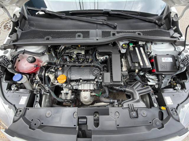 208 LIKE 1.0 FLEX - 2023/2024 - BRANCA 14